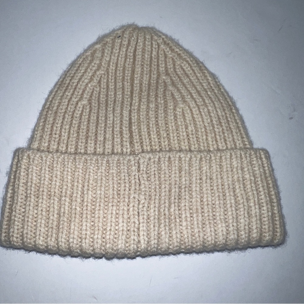 Acne Studios Pansy Beanie Kids Toddler Size 3-4 Ribbed Hat Cream Tan Wool NWOT - Picture 5 of 9